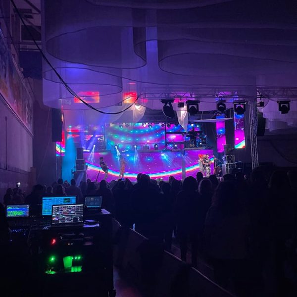 Festival con Pantallas Led